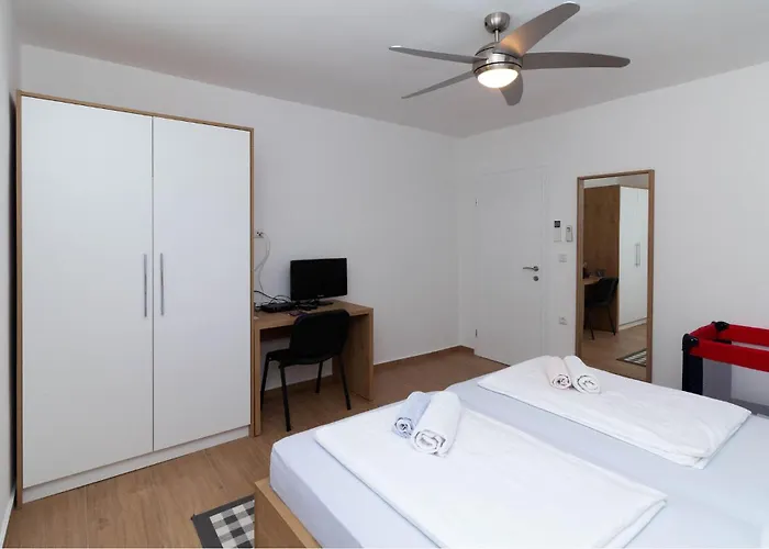 1 Bedroom Cozy In * סטאריגרד-פקלניצה