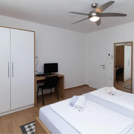 1 Bedroom Cozy In * Starigrad Paklenica