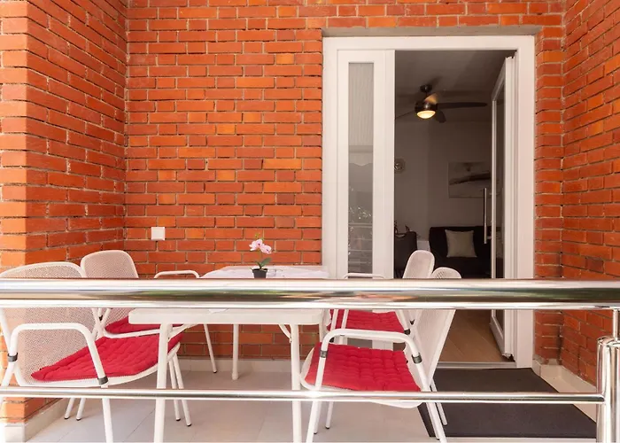 Lägenhet 1 Bedroom Cozy In Starigrad Paklenica